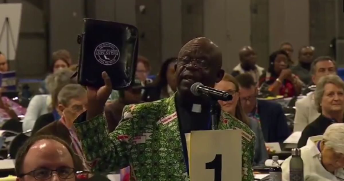 African Church Elder Stands Firm Against Denomination’s Rewrite of Marriage, Holds Bible High and Declares ‘This Is the Word of God’
