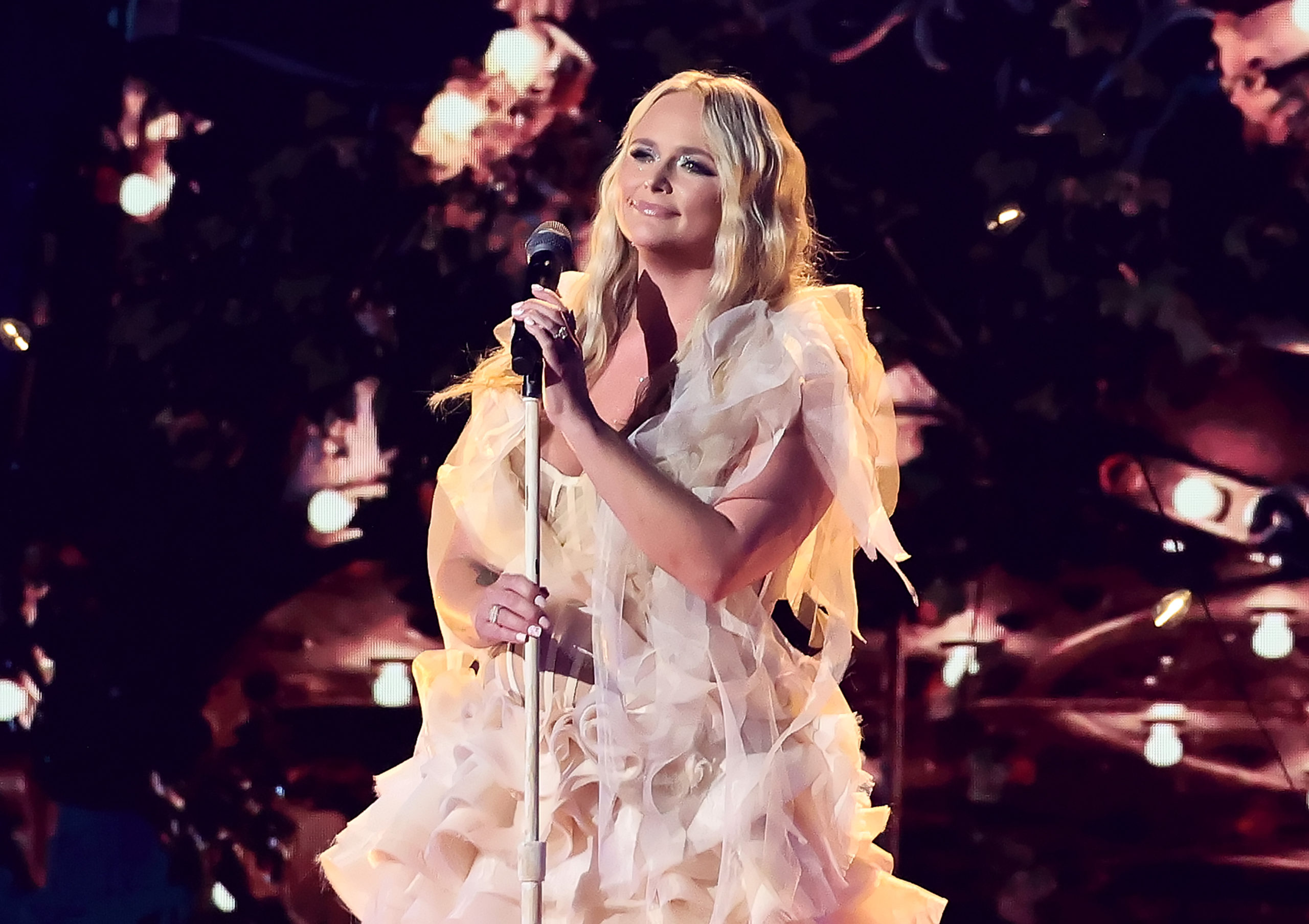 Woman Reprimanded by Miranda Lambert During Concert Speaks Out