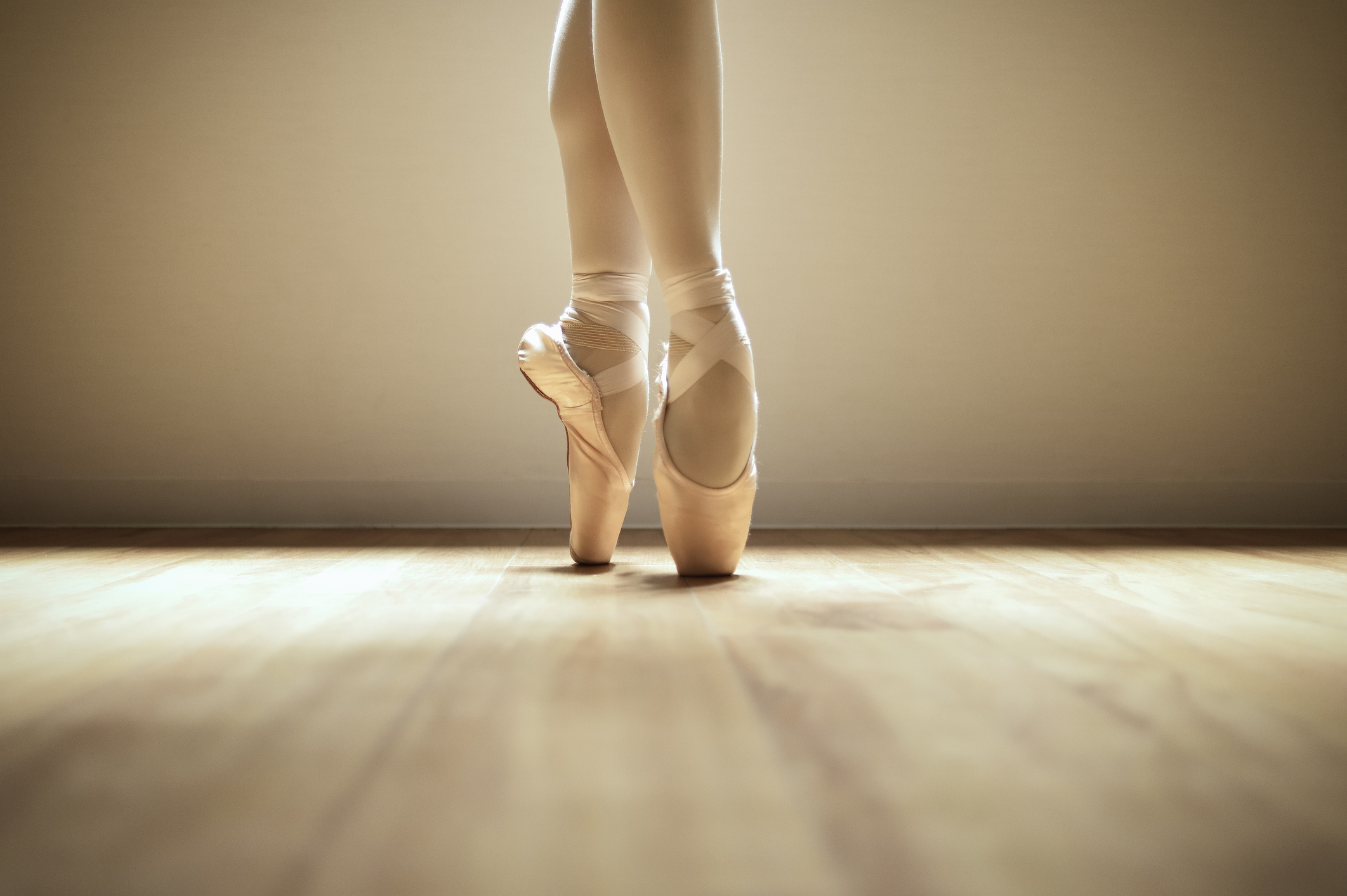 Ballerina Dances in the Streets to Inspire Audiences Around the World
