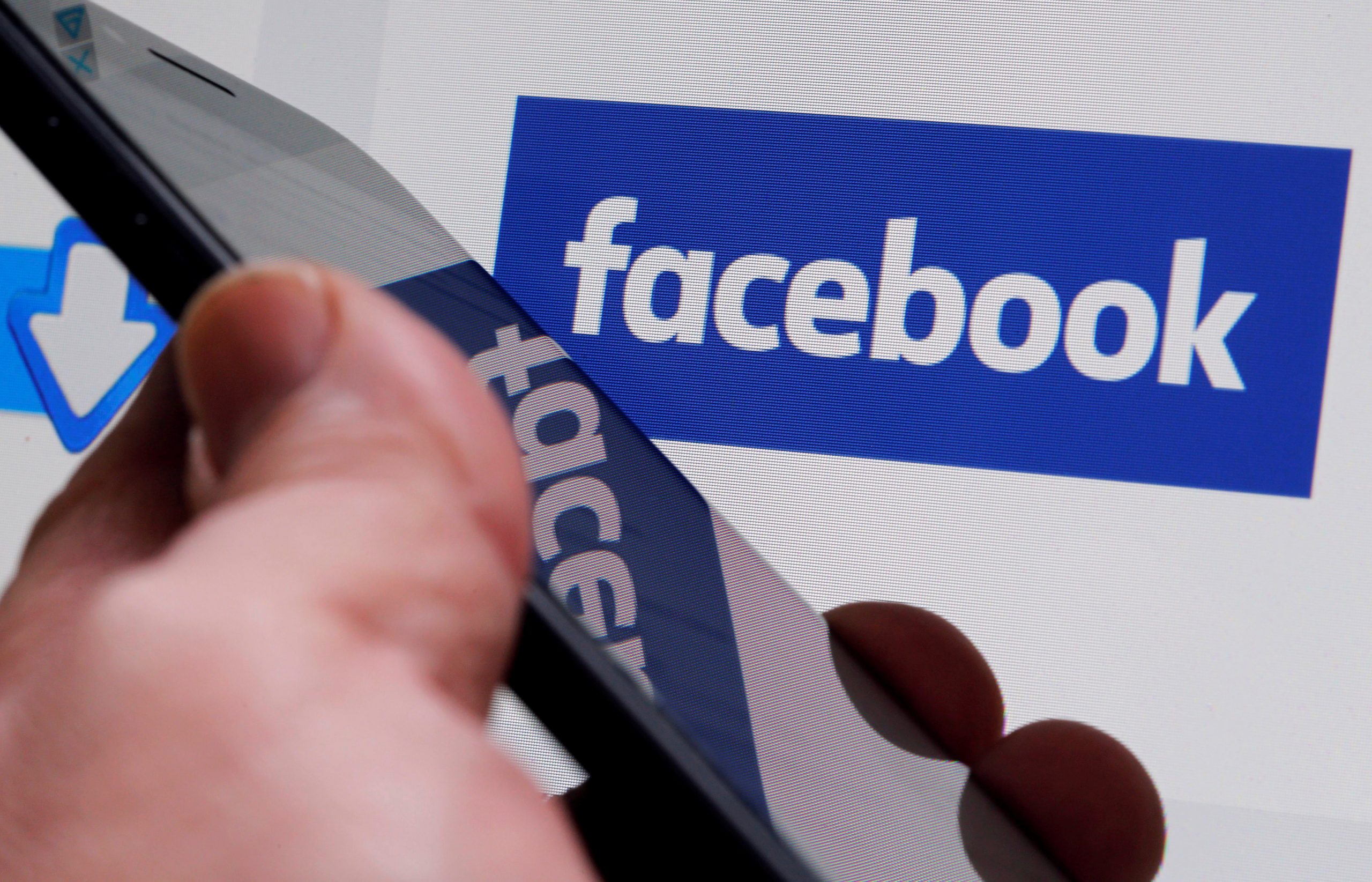 Texas Senate Passes Bill Banning Social Media Platforms From Censoring Residents Over Political Views