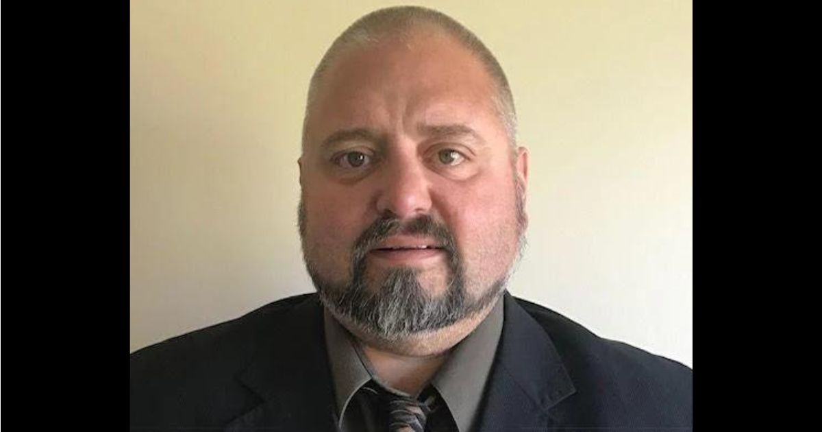 Judge Booted from Bench for Bizarrely Pulling Loaded Gun on Defendant in Court