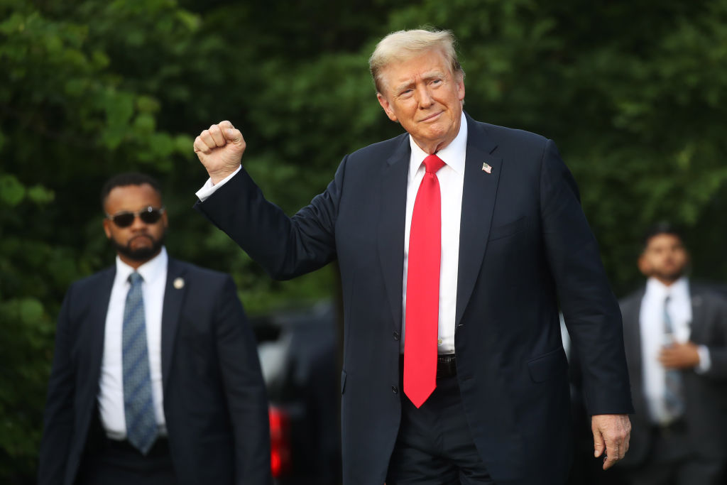 Biden Campaign Shares Video of Trump Calling Himself ‘Hot’ to Attack Him – Gets Roasted Instead
