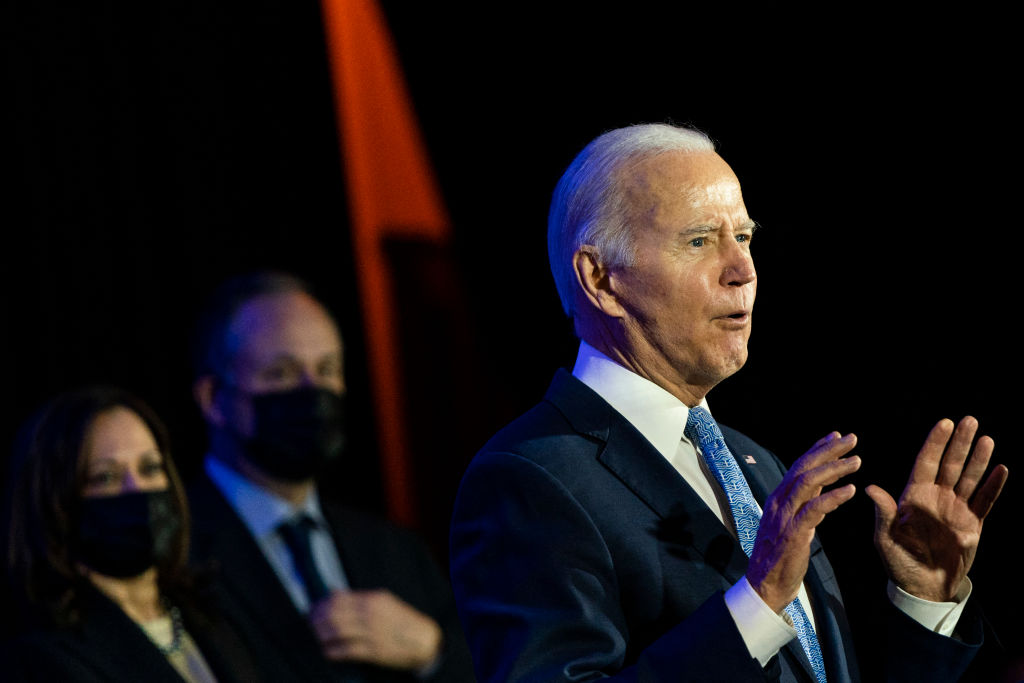 Manchin Stonewalls Biden’s Spending Bill As Dems Lose Minds With Impatience