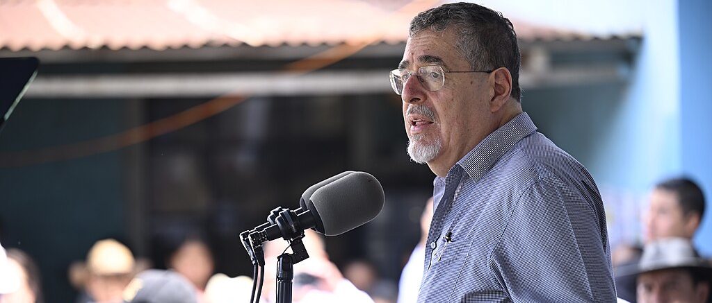 Guatemala Declares Siege After Gangsters Seize Prisons, Take Hostages