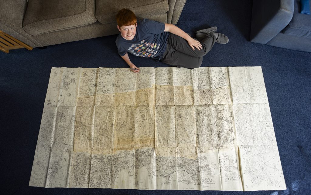 Teen Completes Intricate Fantasy City Map After 7 Years Of Crafting
