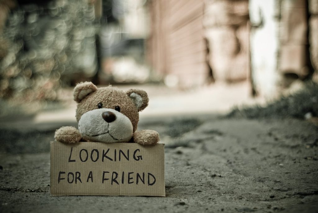 In-Person Visits Beat Calls In Combating Loneliness, Study Finds‌
‌