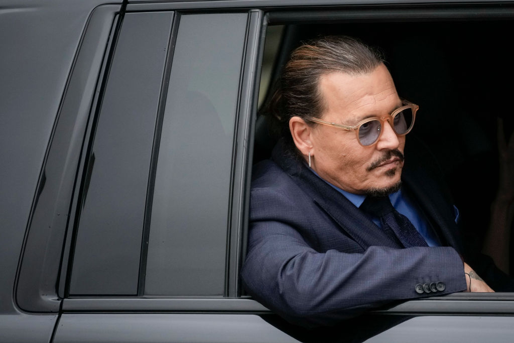 Johnny Depp Reportedly Making Post-Trial Return to Film, Signs on for Sequel to ‘Beetlejuice’