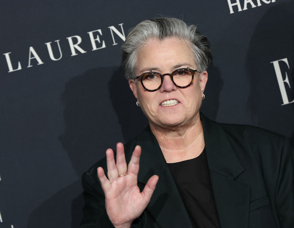 Rosie O’Donnell’s Struggle With Trump Obsession Follows Her Across the Atlantic