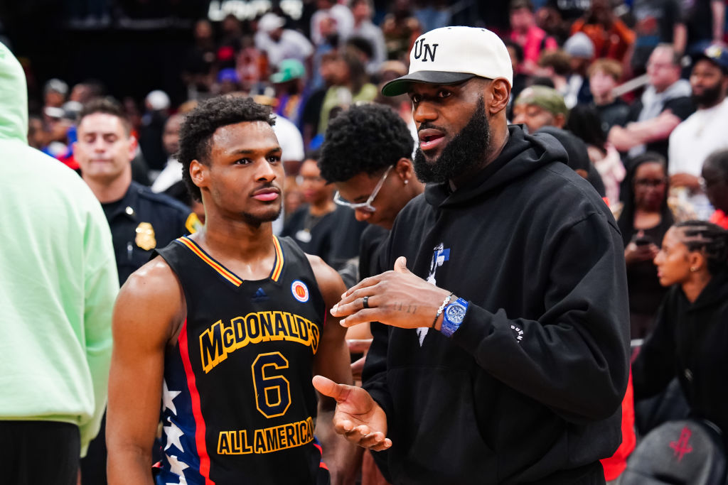 Lebron James Slammed for Sitting Down During National Anthem at Son’s Game