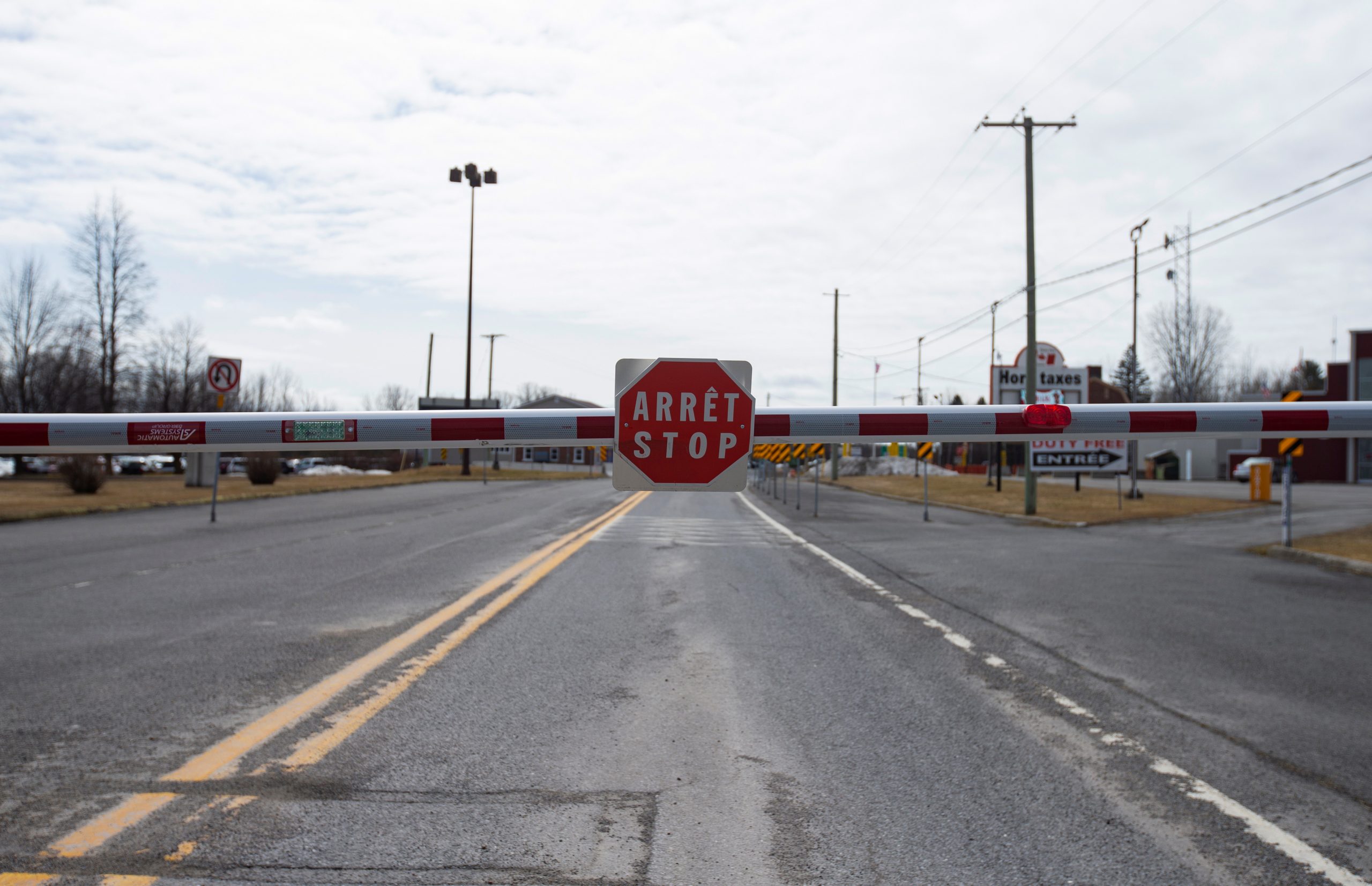 Canada-U.S. Border to Stay Closed to Non-Essential Travel Until June 21: Globe and Mail