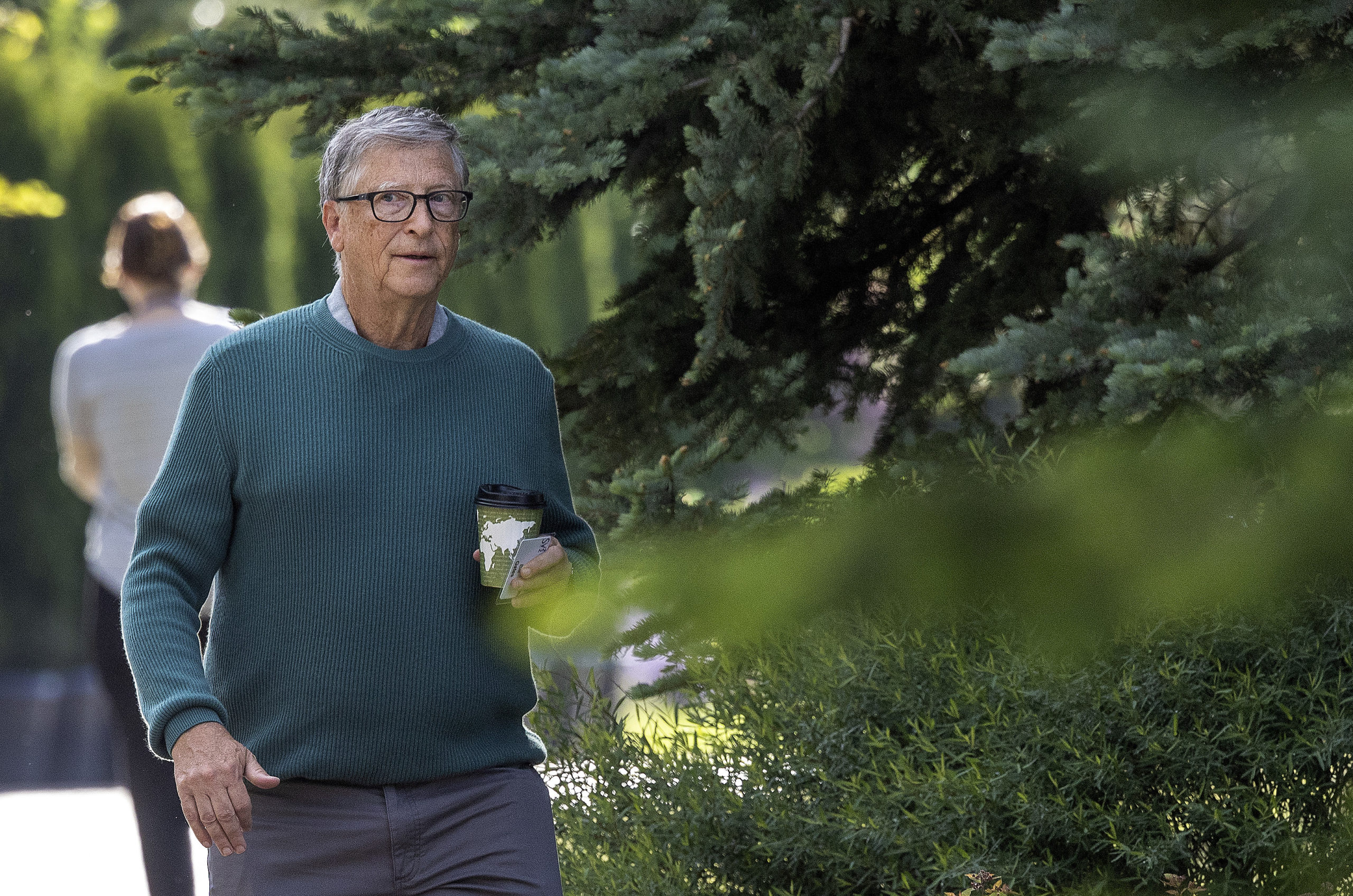 Bill Gates Approved to Buy Acres of Farmland in North Dakota After Deal Was Put On Pause