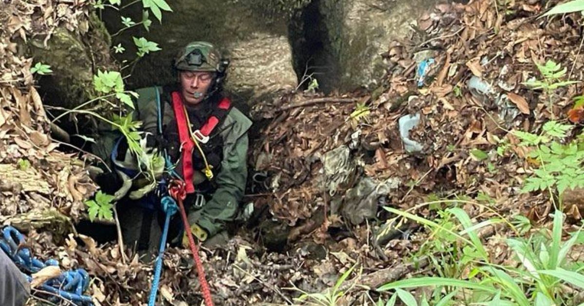 Dog That Fell Down 30-Foot Sinkhole Trapped Until Rescue Squad Shows Up
