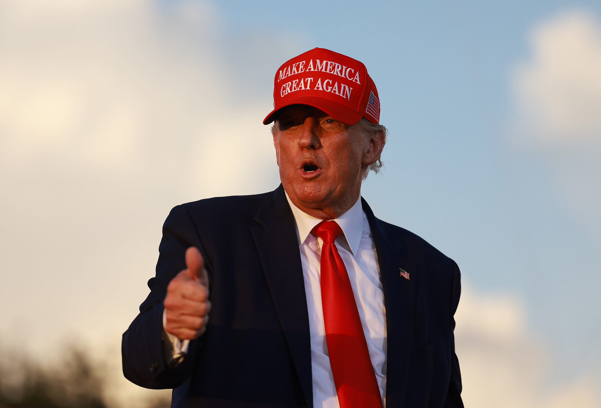 Fox Co-Host Asks People in Florida Diner Who They Want to Run in 2024 – Trump Gleefully Responds