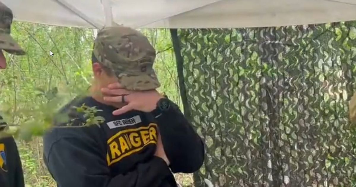 Hilarious Video: Army Ranger Outsmarts His Instructor, And the Instructor’s Face Is Priceless