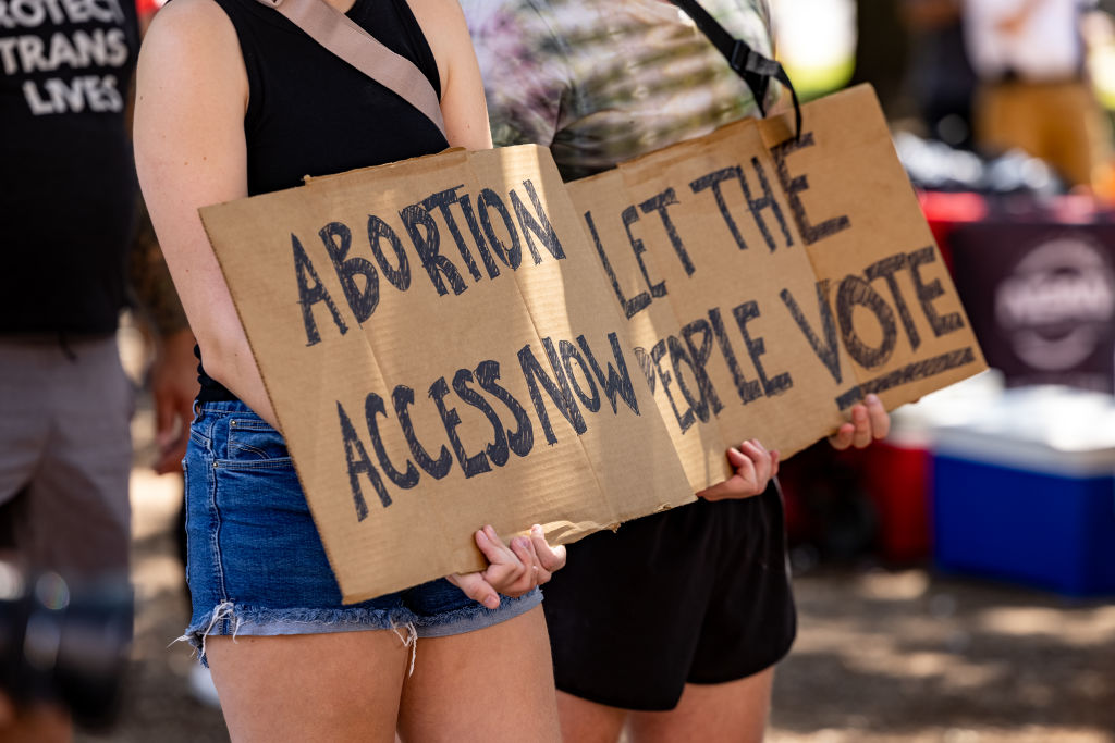 Doctor Keeps Prescribing Abortion Pills to Texas Women Despite New Law: ‘I Don’t Care About 6 Weeks’