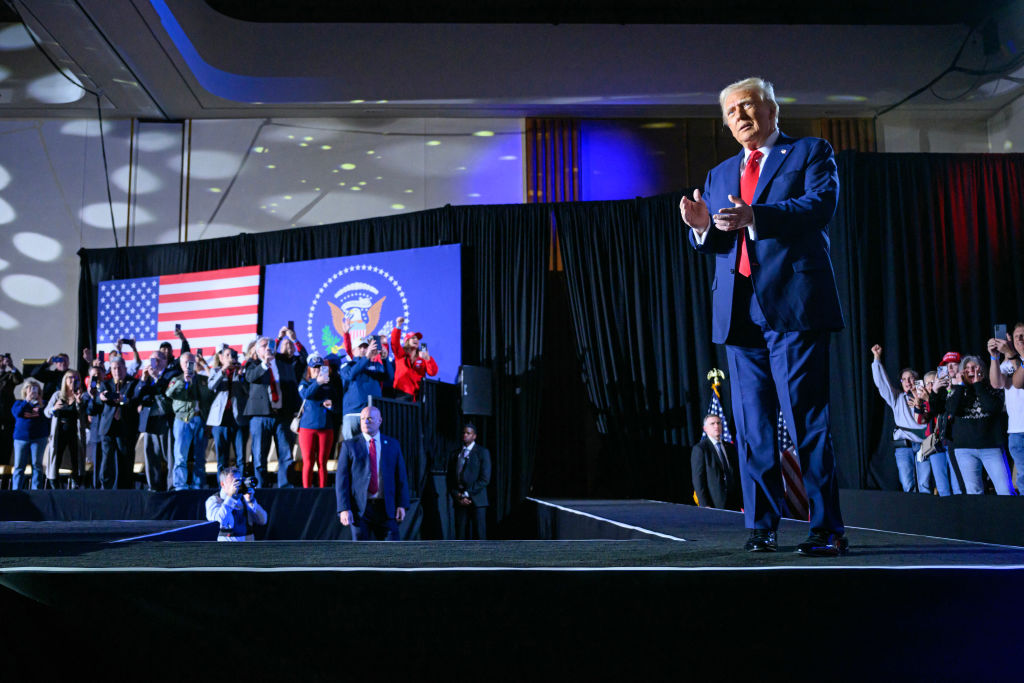 Trump Proposes Deploying IRS Agents to Southern Border