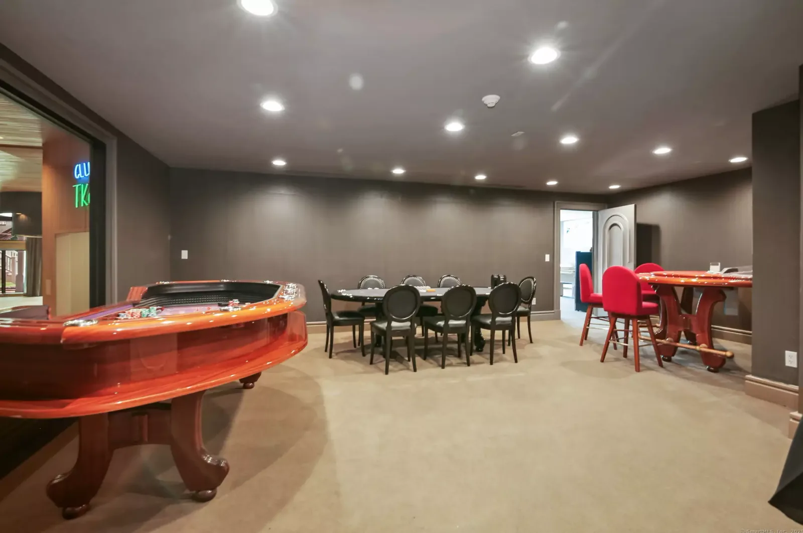 The casino room.