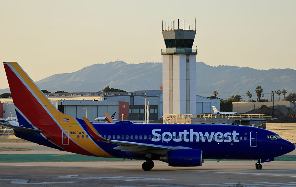 Airline Security Incidents Shake Travelers Across US