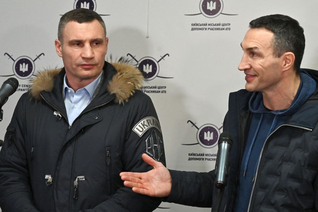 Two Hall of Fame Boxers Take Up Arms to Defend Ukraine Against Russia