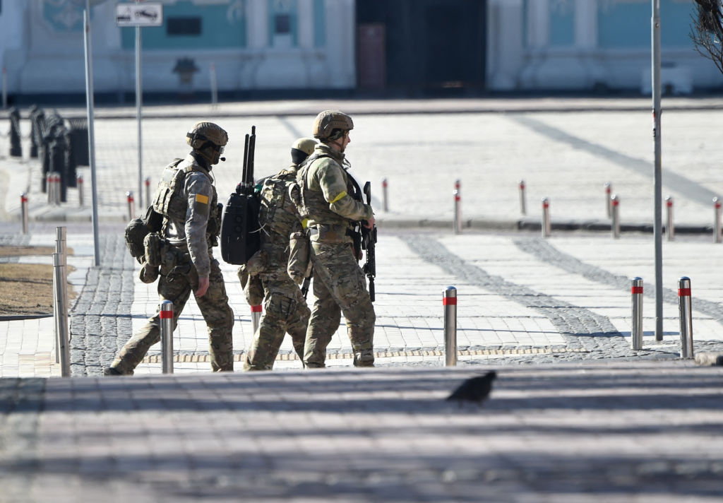 Siege of Kyiv Begins, Mayor Sends a Defiant Reminder to Russians About Determined Patriots Entrenched Inside