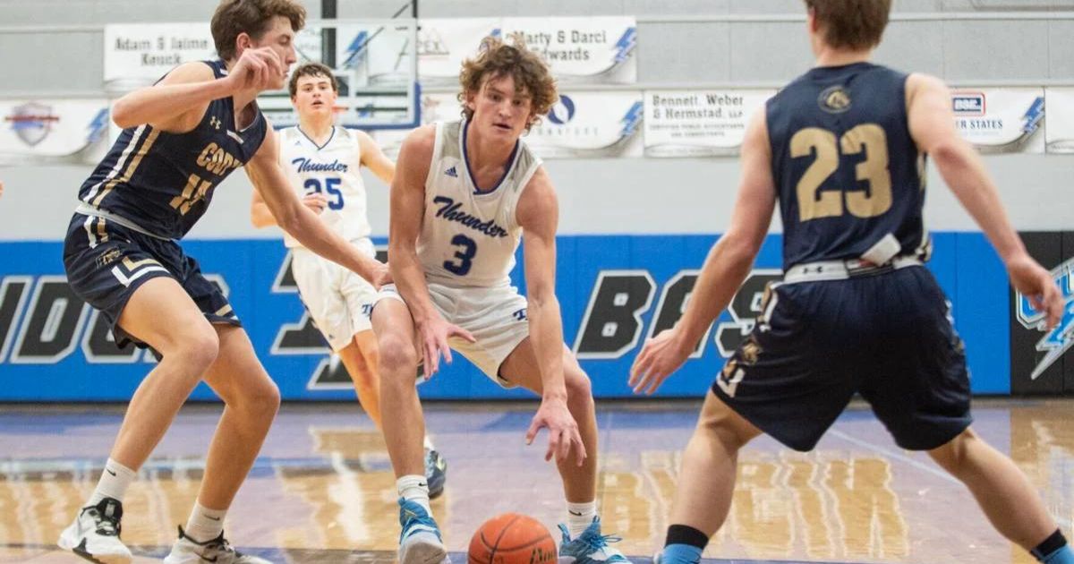 17-Year-Old Basketball Player Dies Suddenly at Home, Coroner Reports Cause of Death