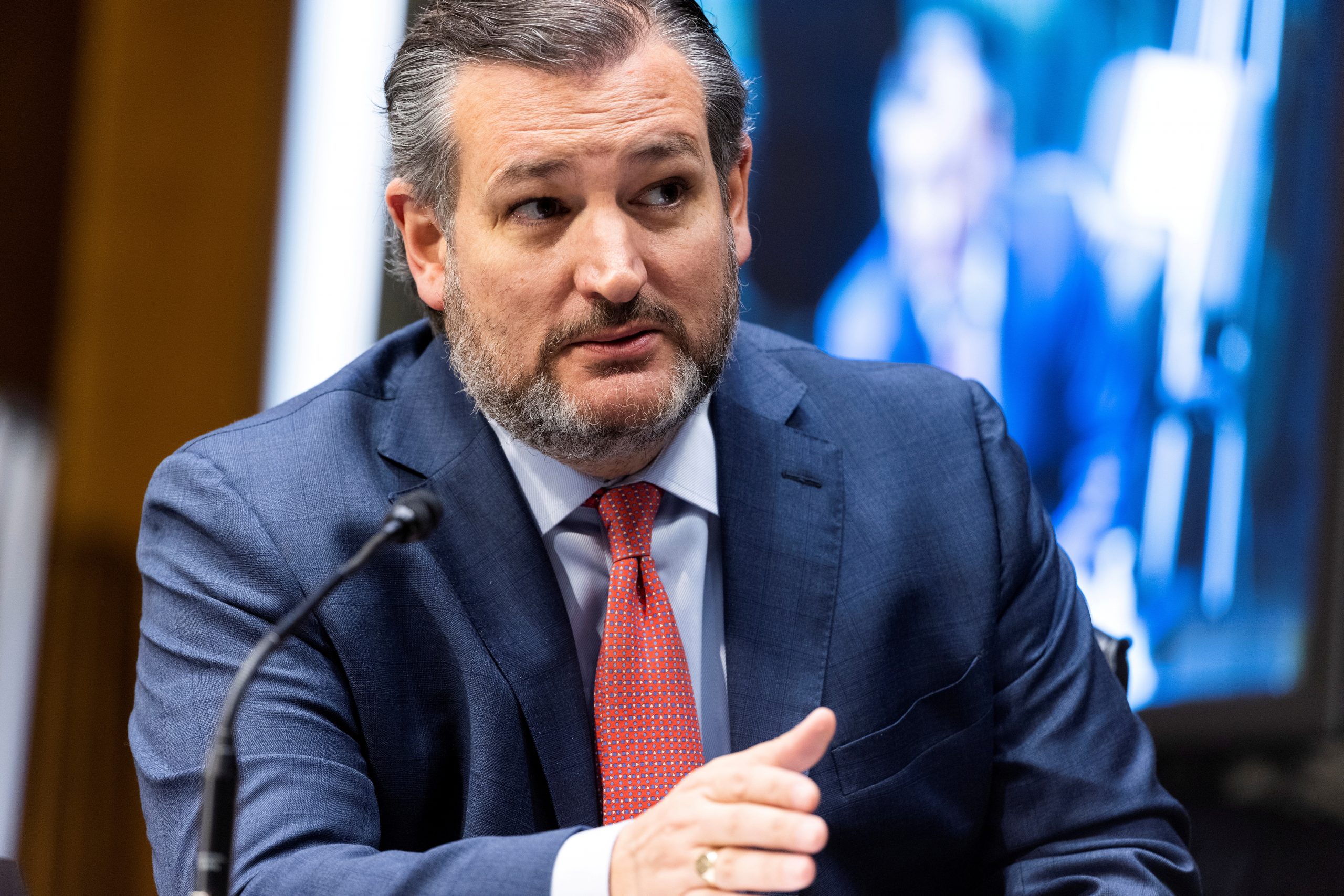 GOP Senators Call for Hearing on Nursing Home Deaths in States With Democratic Governors
