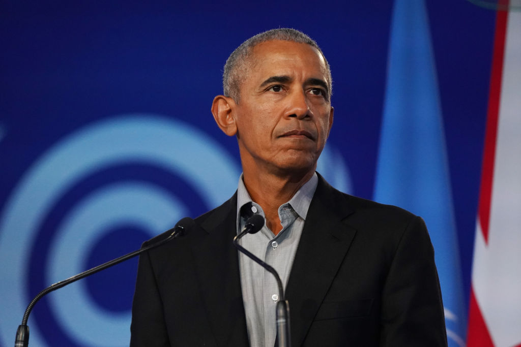 Maskless Obama Inspects His Multimillion-Dollar Oceanfront Property As Blue-Collar Workers Have to Mask