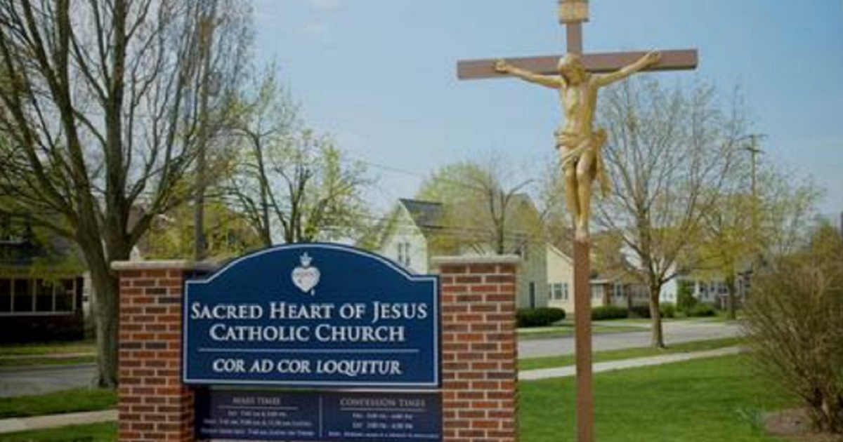 Christian School Battles ‘Gender Identity’ Law That Forces Hiring of LGBT Teachers, Other Faiths Offer Critical Support