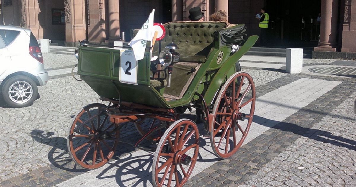 EVs Were More Popular Than Gas Cars a Century Ago, But They Couldn’t Avoid This Big Problem