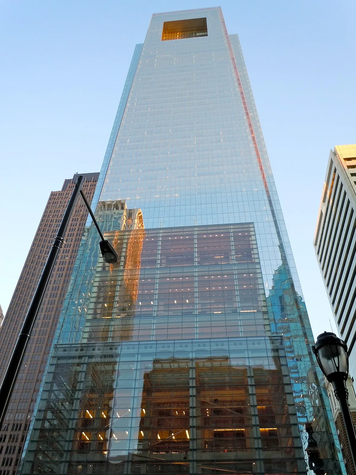 Comcast planning significant jobs cuts, Bloomberg News reports