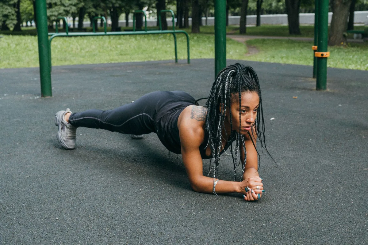 How to hold a plank