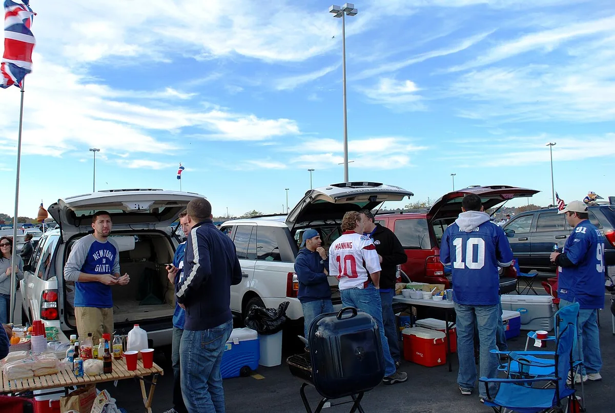 Family Gatherings Include Tailgates, Dirt Races, Halloween Plans