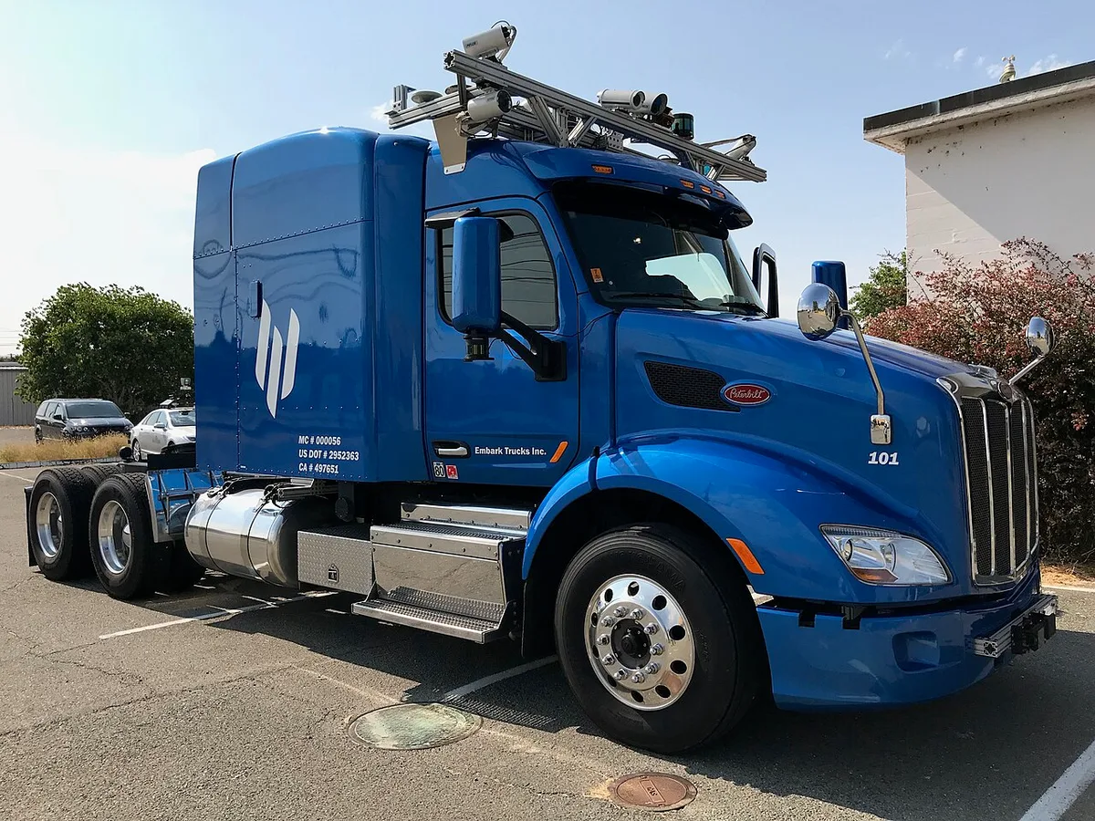 Autonomous vehicle industry expands into new markets and funding rounds