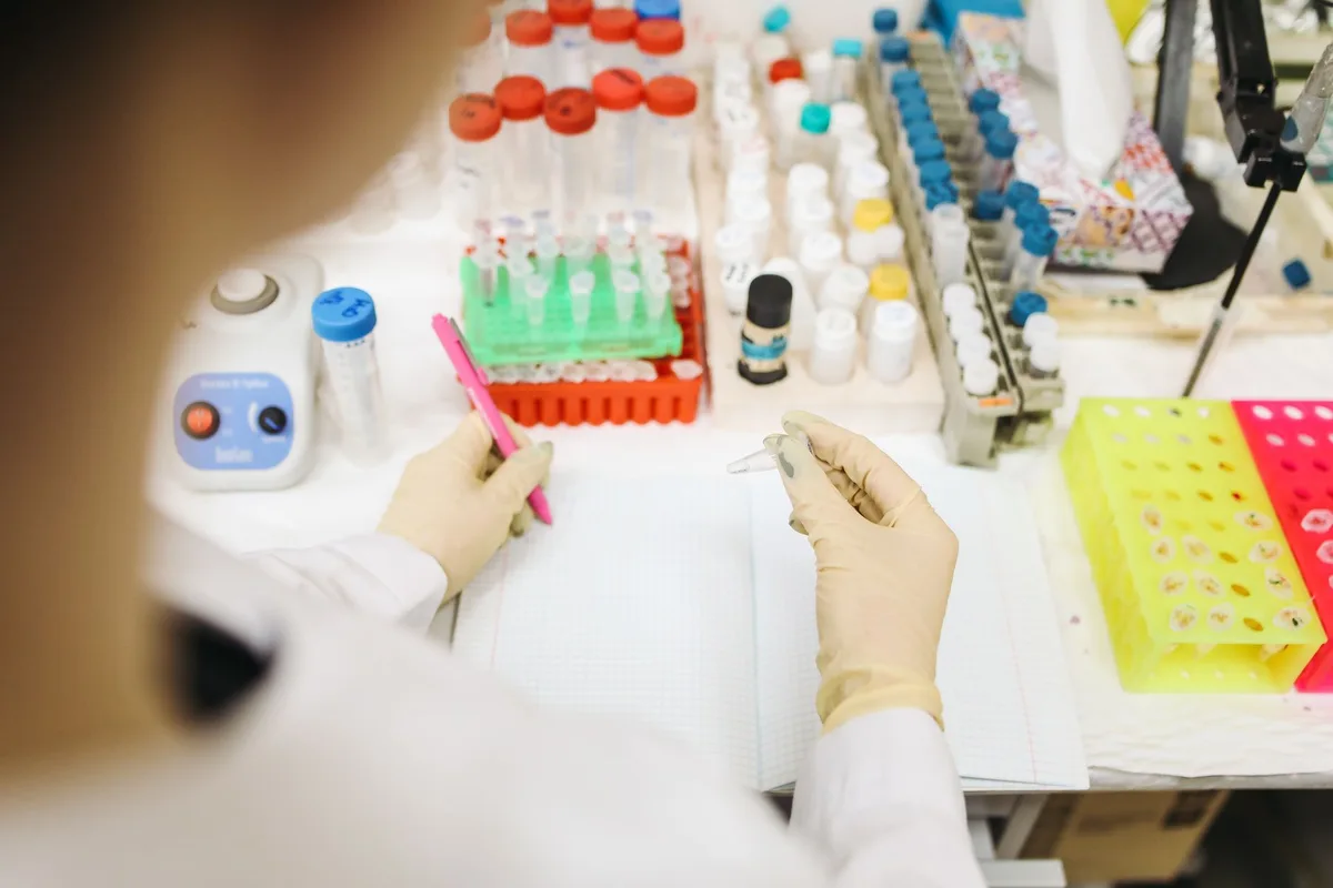 AstraZeneca and Oracle begin AI project to speed trial recruitment