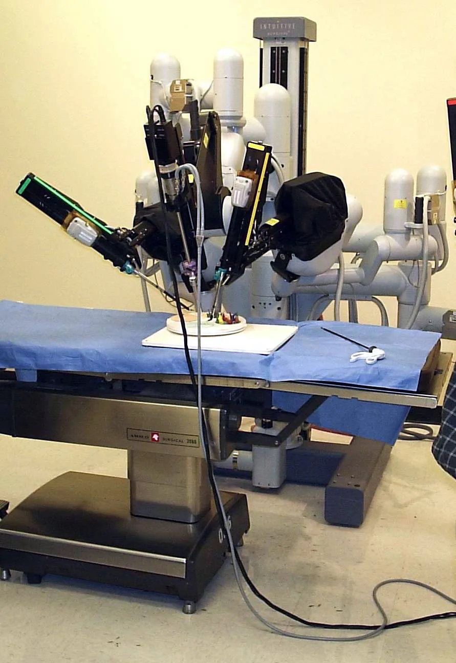 Memoir Details Global Shift Toward Tech-Driven Surgery