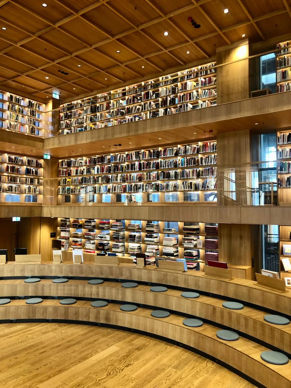 Cockroach Box Incident Temporarily Closes Toledo Library
