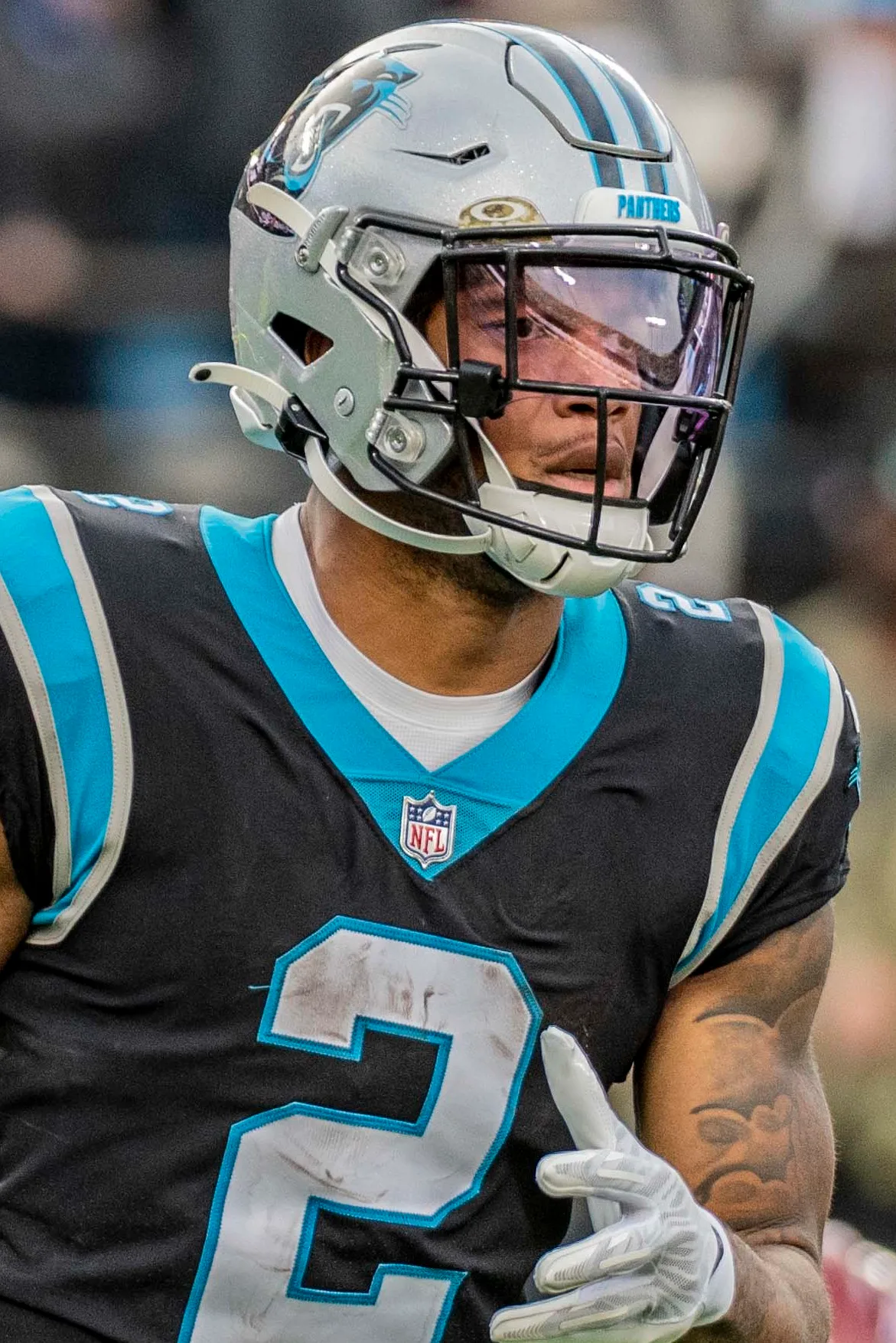 Bills’ DJ Moore Leaves Game With Shoulder Injury