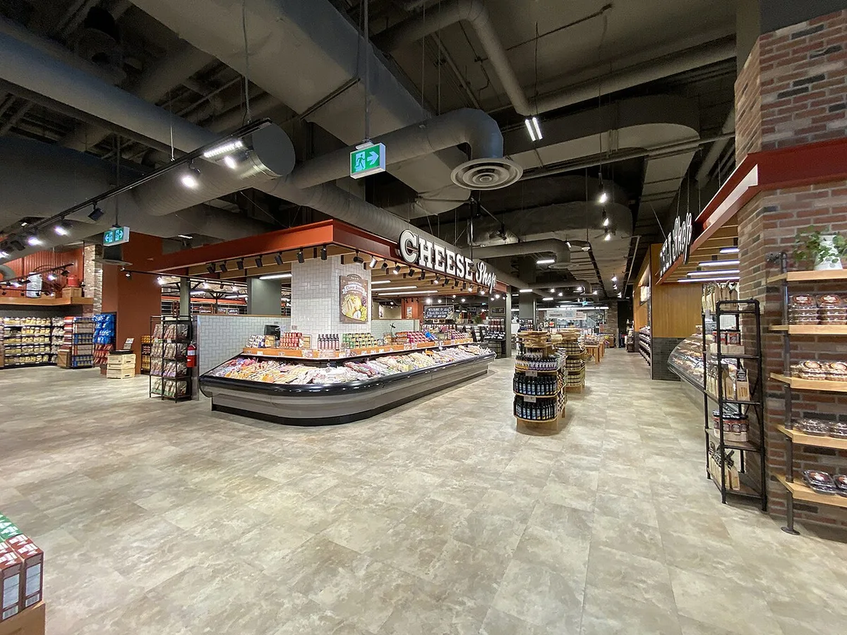Canadian Retailers Expand Stores, Products, Digital Strategies