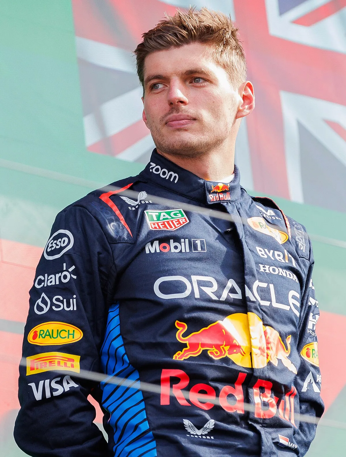 Verstappen Starts Last and Overtakes All 100 Karters in 35 Minutes