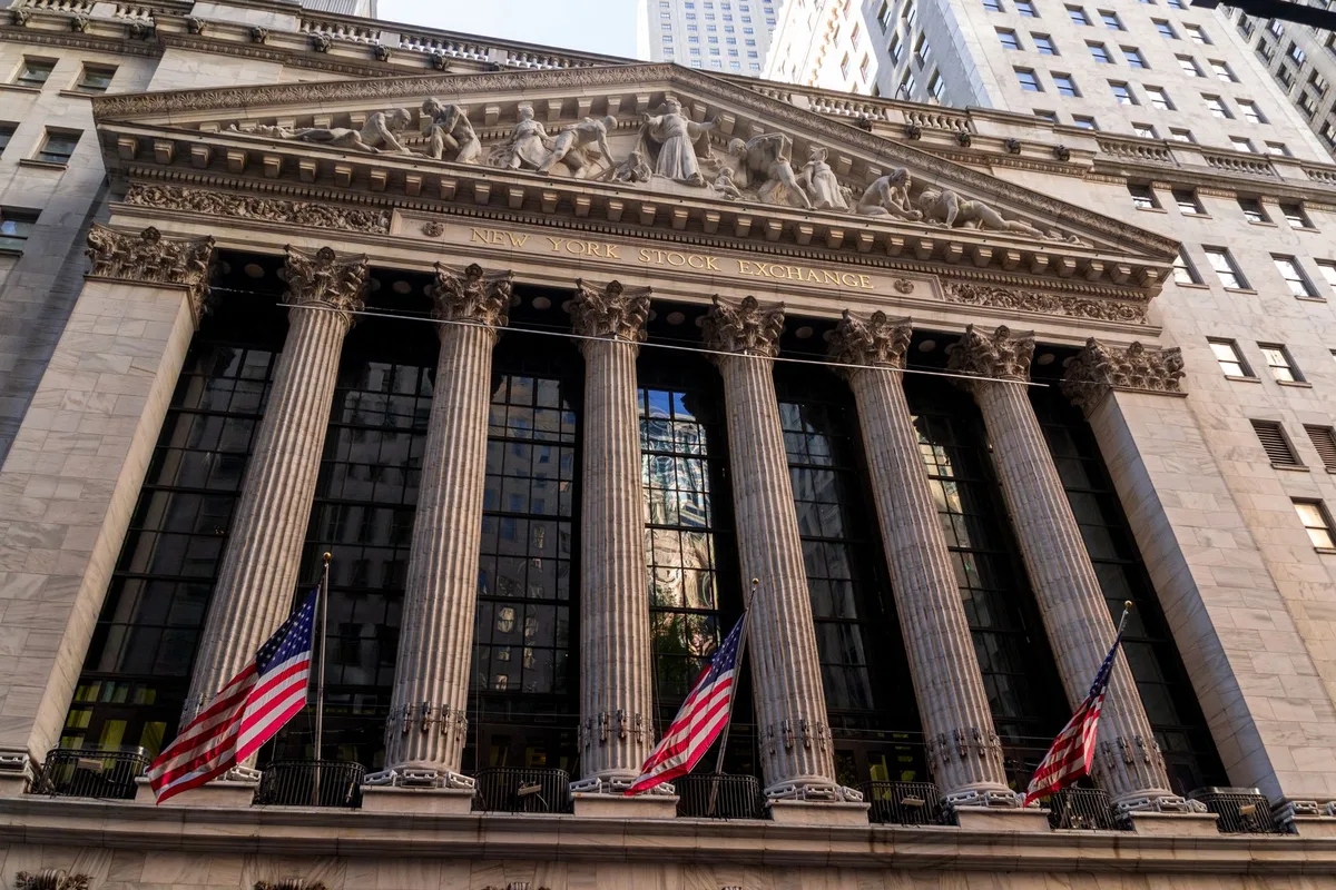 How leverage turned Nobel-level certainty into system risk