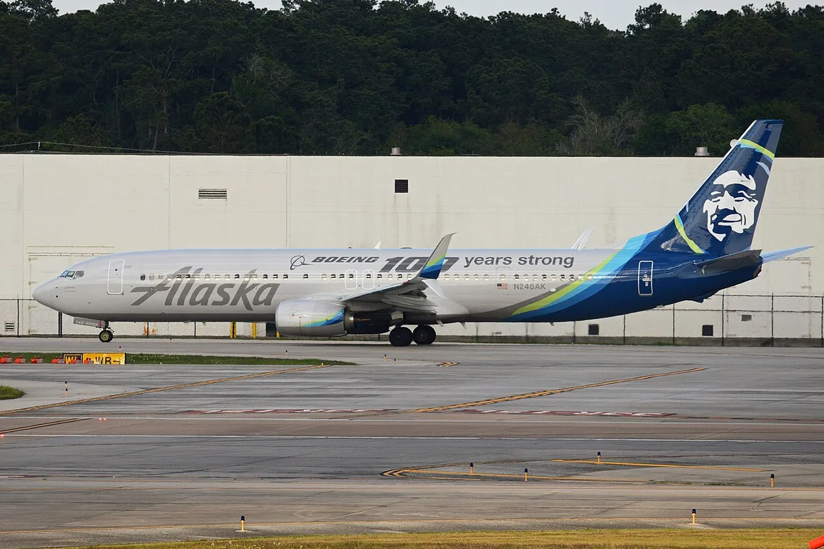 Alaska Airlines plans nonstop Seattle flights to Osaka and Tahiti