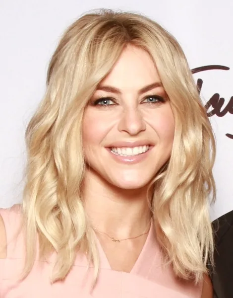 Julianne Hough Describes Broadway Debut As Tall Order
