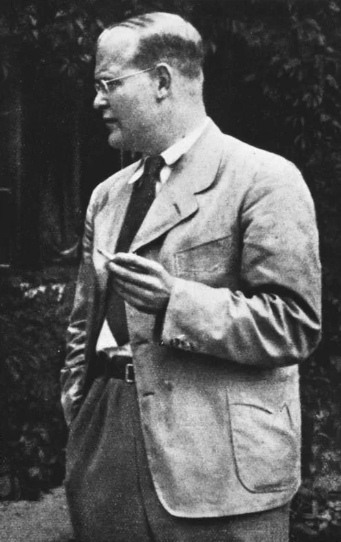 “Judging others makes us blind, whereas love is illuminating.” — Dietrich Bonhoeffer, The Cost of Discipleship