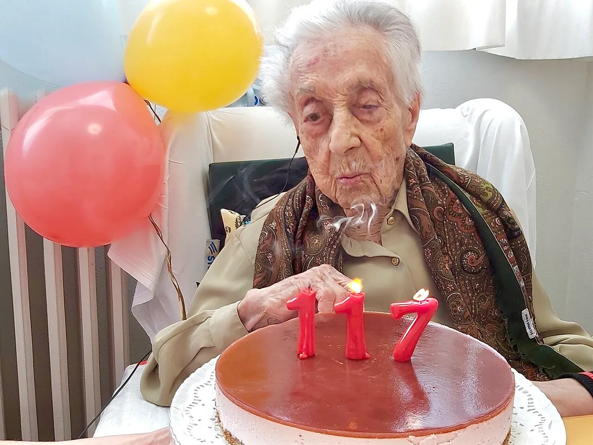 Centenarians cite whiskey and family ties while researcher flags grip strength
