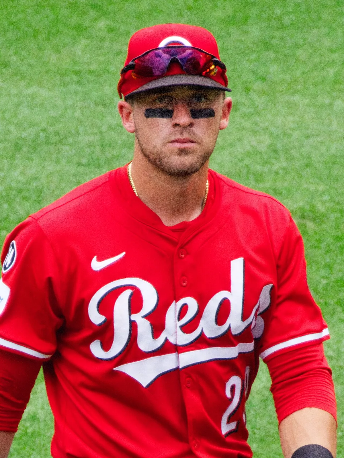 Reds Option Struggling Leadoff Hitter Friedl to Triple-A