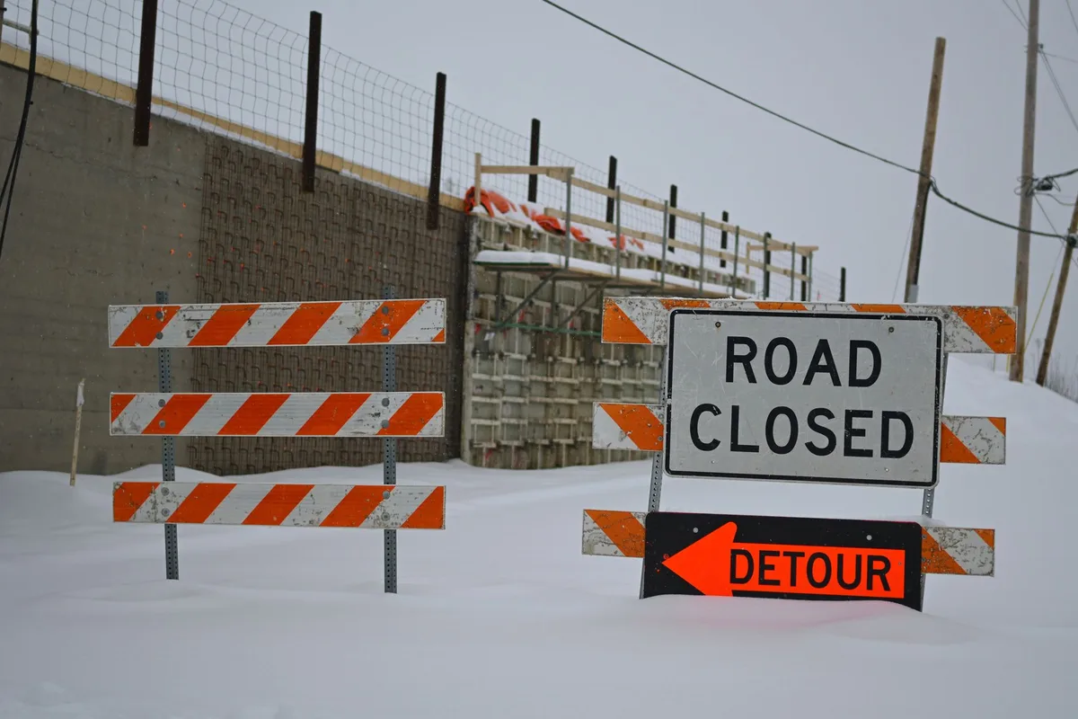 Crashes and Road Work Cause Closures Across North America