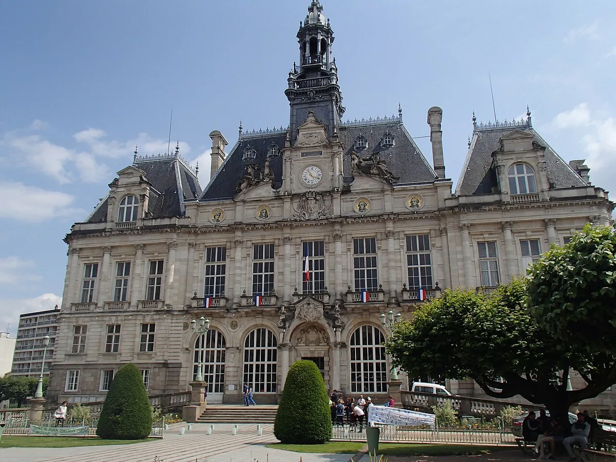 Limoges Town Hall Roof Collapses in Fire Amid France Protests
