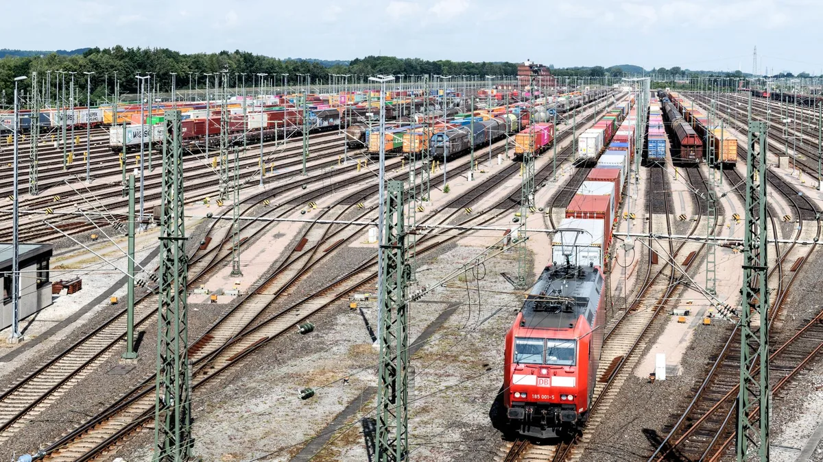 Gainesville Inland Port Opens, Targeting 26,000 Containers by Rail