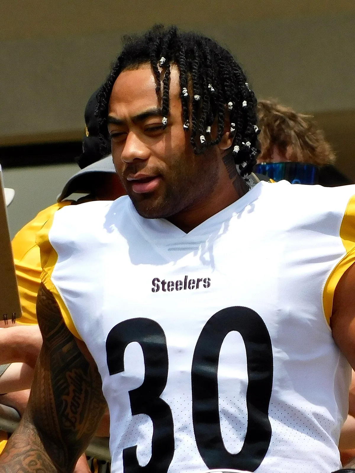 Jaylen Warren Leads Steelers Past Colts 34-22
