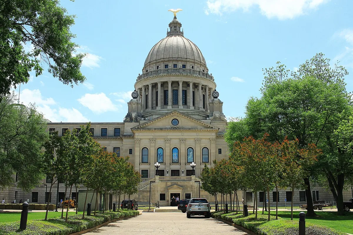Mississippi commentary links school vouchers to Jackson water oversight and justice legacy